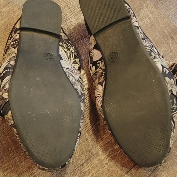 Women's Size US 8 1/2 A New Day Floral Print Mules - Picture 3 of 4